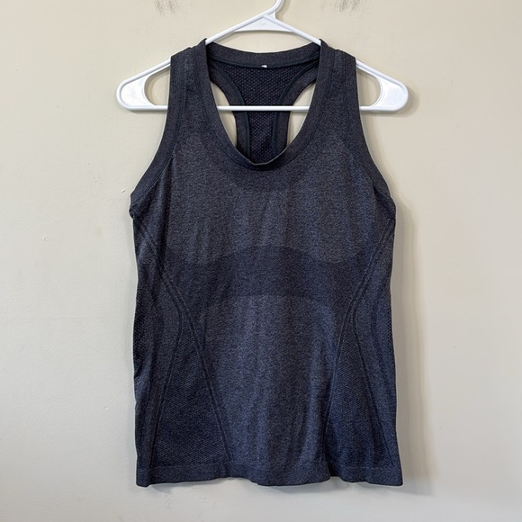 Athleta Momentum Seamless Heather Gray Tank Top Size Medium - Picture 2 of 8